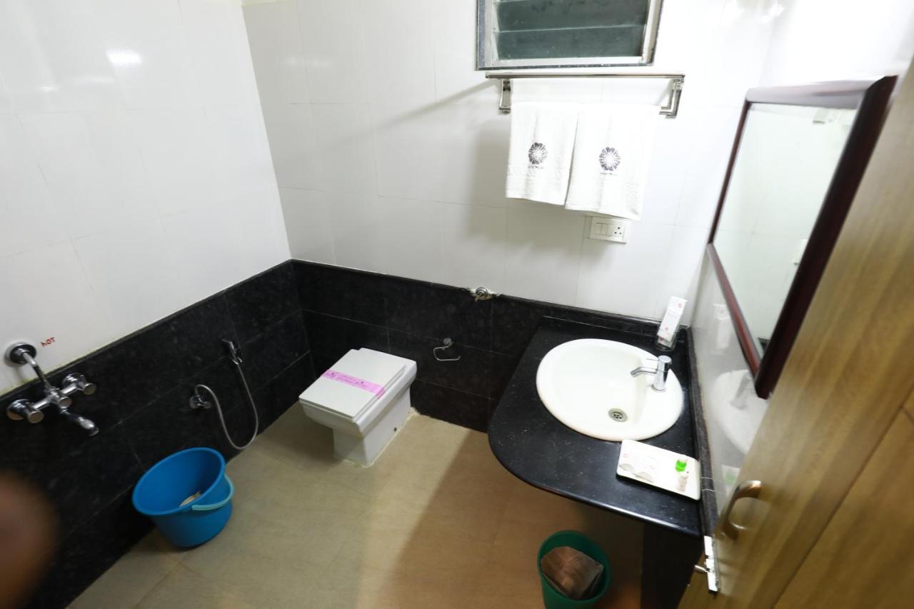 Hotel Mayas Tiruchirappalli Dış mekan fotoğraf