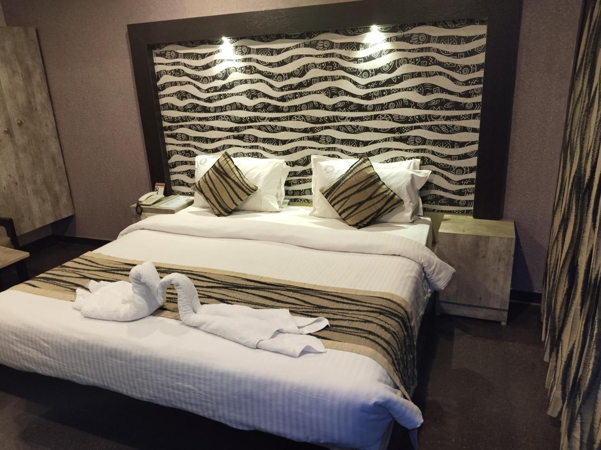 Hotel Mayas Tiruchirappalli Dış mekan fotoğraf