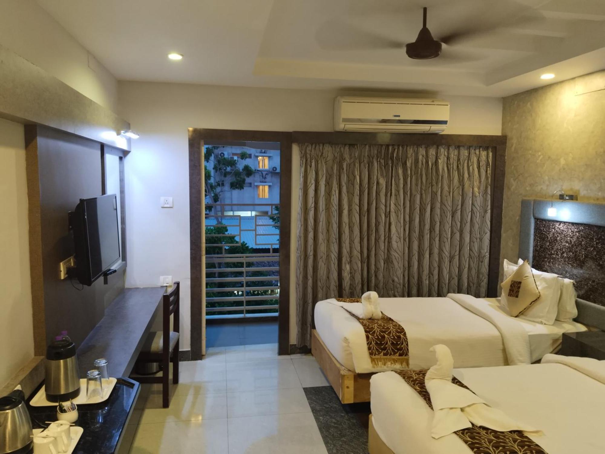 Hotel Mayas Tiruchirappalli Dış mekan fotoğraf
